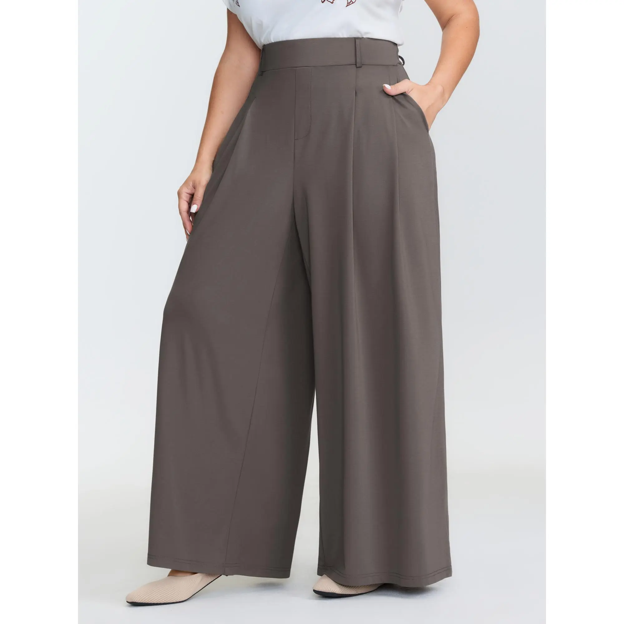 BLOOMCHIC Women's High-Waisted Chic Curve Flowy Pleated Wide-Leg Pants - Polyester Spandex Fabric, Slant Pocket, Curvy Plus Size Basics (M-6X,22-24/3x,26/4x), Business Casual Fit, 2026 Summer Grey Smooth Garment, Chic Curve Pants, Flowy Pleated Pants