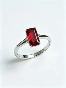 Tracy(8334)gc.Dainty Ruby Red Square Ring – 925 Sterling Silver Minimalist Jewelry