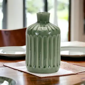 360 stand 7 in. Traditional Terracotta Clay Ribbed Bud Bottle Vase, Modern Green Striped Ceramic 1-Size Universal Table Vase, Nature-Inspired Home Decor Flower Gift for Home Supplies, Decorative