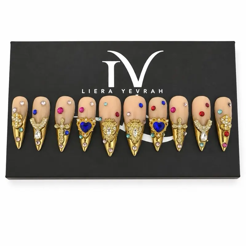 Press on nails