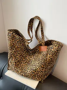 Fashionable Large Capacity Tote Bag for Women, Versatile, Pattern Pattern Random Print Shoulder Bag, High-end Casual Canvas Hobo Bags, Trendy Leopard Print Tote Bag, Women's Casual Handbag & Shopping Bookbag, Everyday Carryall
