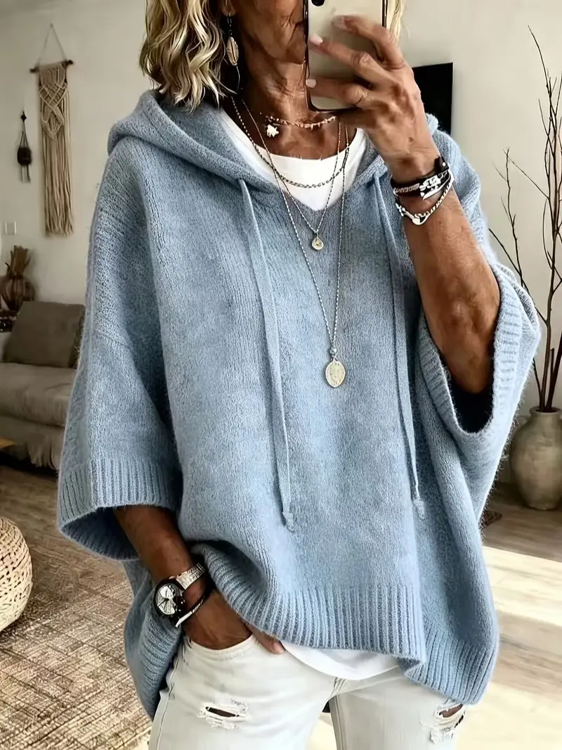 Plus-size women's casual knit drawstring hooded sweatshirt, a classic and versatile hooded top for elegant women. The loose fit makes it comfortable and suitable for both work and casual wear.
