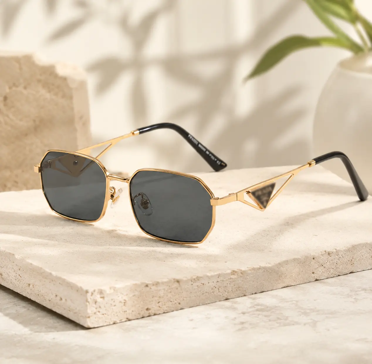 Retro Square Sunglasses for Women, Gold Metal Frame, Vintage Fashion Shades, Stylish Everyday Eyewear
