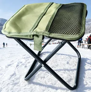 Large Capacity Load Folding Collapsible Stool, Foldable Portable Lightweight Body, Tear Resistant Outdoor Fabric, Universal Sitting Tool for Outdoor Camping, Farm Work and Queue Waiting