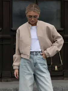 Women's casual jacket, stylish, Fitted and comfortable Fabric design, perfect for everyday wear, a versatile fashion staple for spring and autumn.