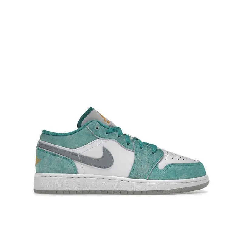 Jordan Kid's 1 Low New Emerald, from StockX