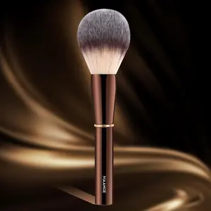 Professional Makeup Brush, Fluffy Soft Bristles Blush Brush, Makeup Tool for Women & Girls, Makeup Accessories