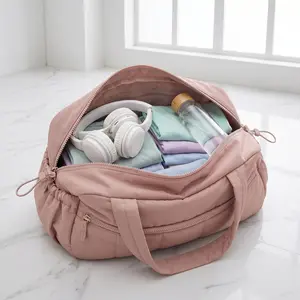 Large Capacity Gym Bag , Duffle Bag for Travel with Wet Pocket, Lightweight Carry on Weekender Duffel, Multi-compartments Shoulder Bag, Water Resistant Handbag