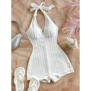 Women’s vacation white knitted crinkle fabric deep V-neck tie-front jumpsuit, slimming and suitable for parties, Valentine’s Day, dates, wear as innerwear or outerwear