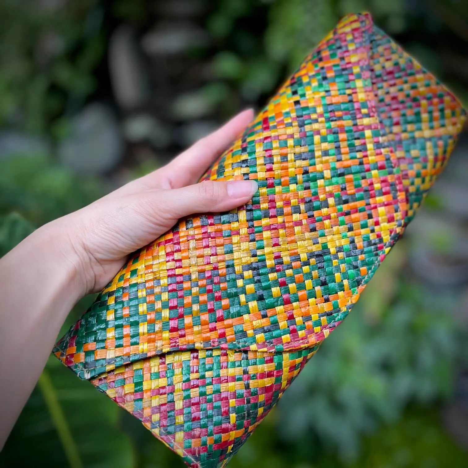 Tropicolor Clutch