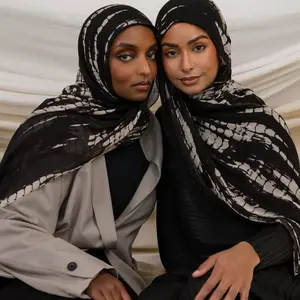 Women's Stylish Scarf 80*180cm, Polyester Watercolor Print Shawl, Versatile Fashion Accessory for Any