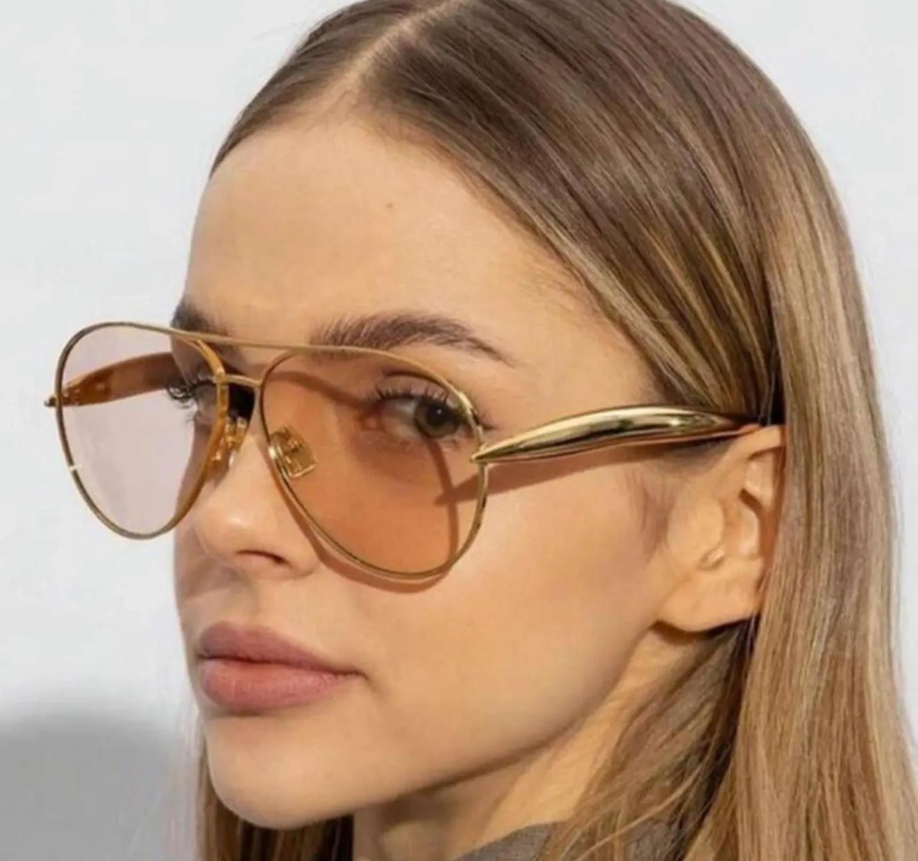 Unisex Adult Retro Double Bridge Full Rim Sunglasses - Metal Temple, UV-Protected Polarized Lens, Stylish Outdoor Beach Accessory