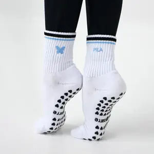 PILA Butterfly Grip Sock
