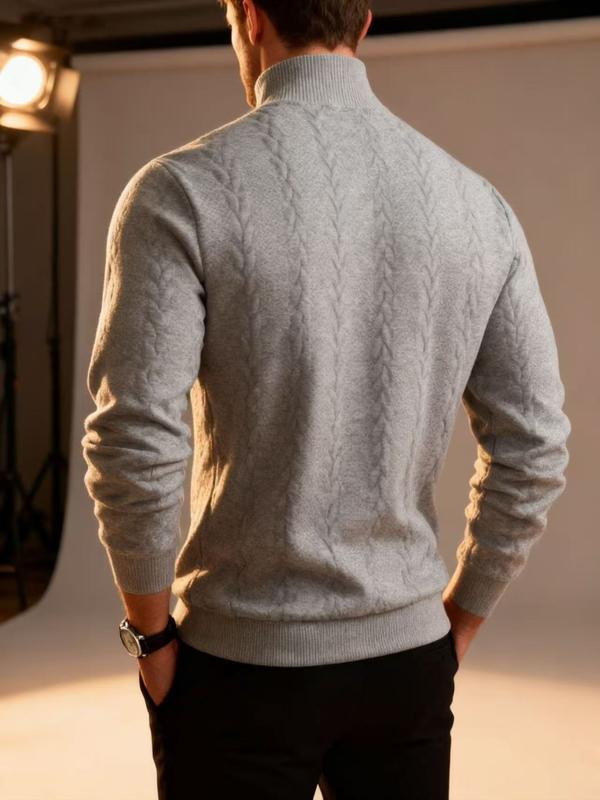 Men's solid color knitted jacquard turtleneck sweater is comfortable, warm and windproof, and can be layered. Casual, comfortable, regular slim fit long-sleeved sweatshirt, suitable for autumn and winter wear, and for men's daily outfits.