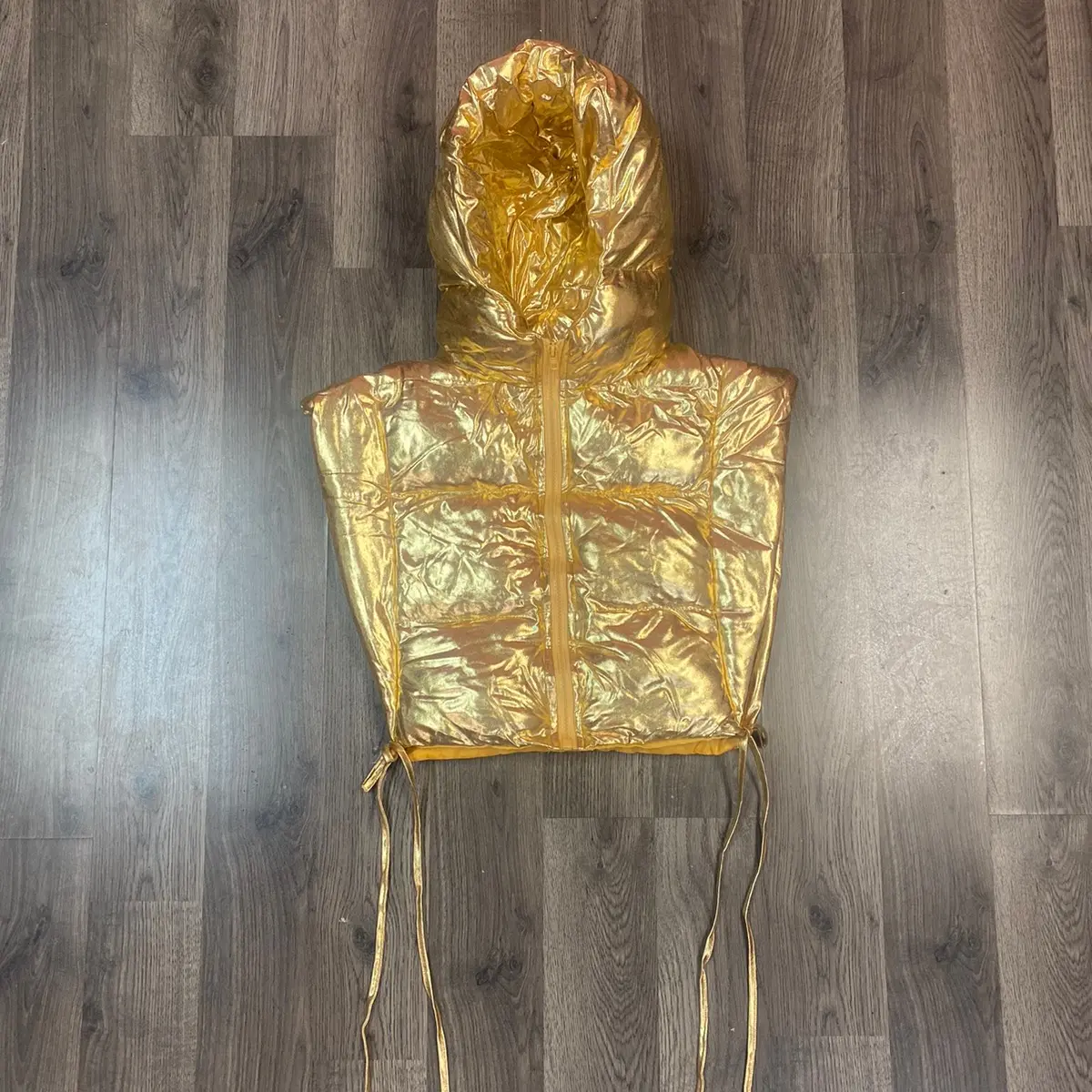 Gold L
