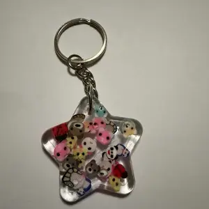 Star-shaped Keychain with Adorable Animal Inclusions - Perfect for Keychains and Accessories
