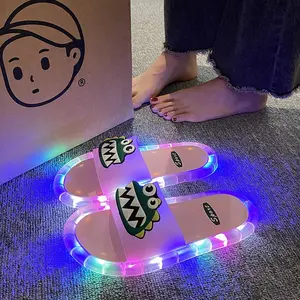 Crystal Glowing Slippers for Girls, Summer Outdoor Wear, Cool Sandals for Women, Glossy Fun Home Slippers, Gifts
