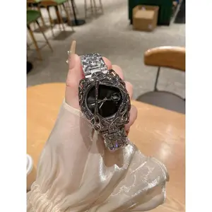 Retro Fashion Men's Quartz Watch with Stainless Steel Strap, Unique Analog Design for All Seasons, Ideal Gift for Boyfriend