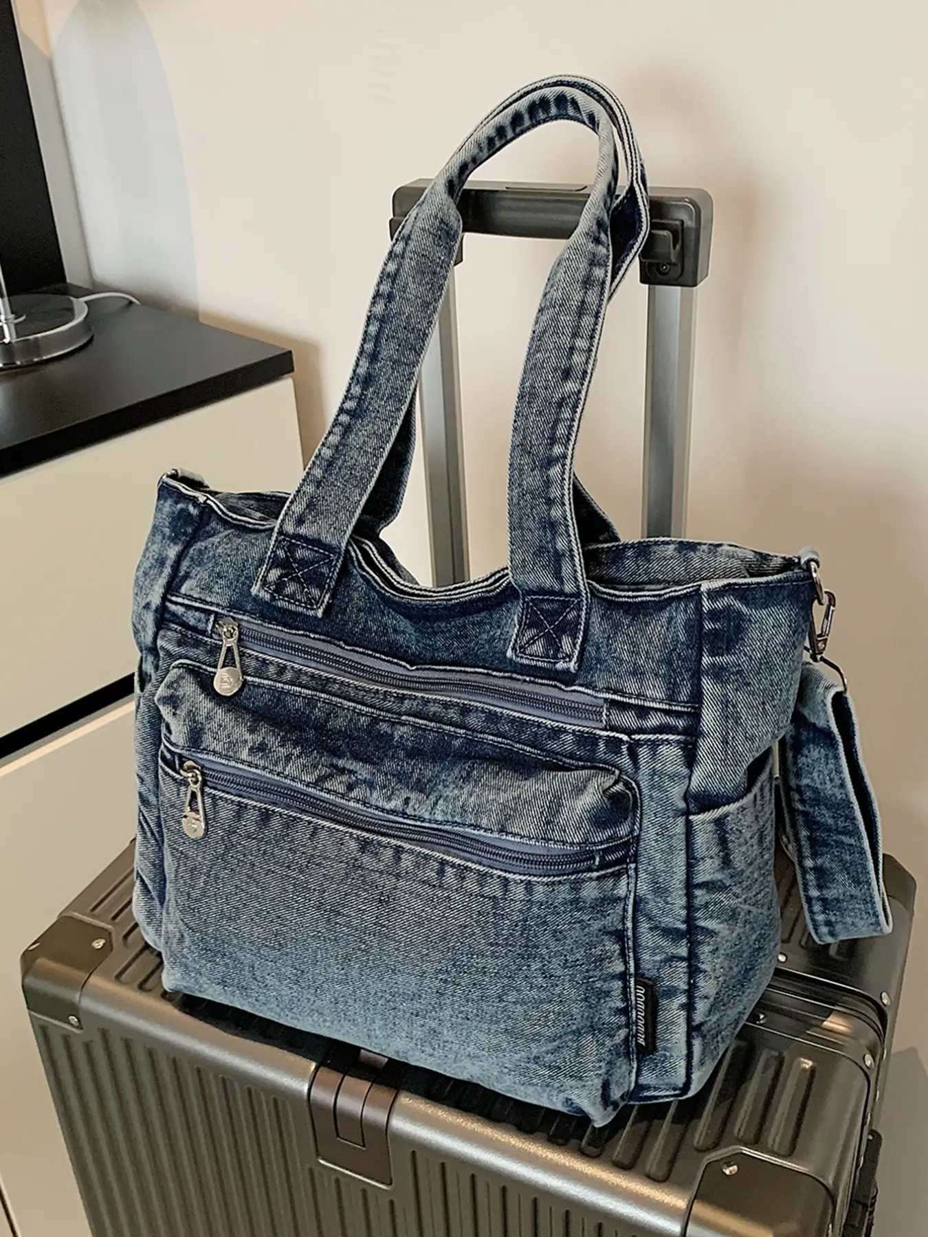 Denim Tote Bag, Crossbody Shoulder Bag, Handbag, Laptop Bag, Vintage Washed American Style, Stylish Casual Bag, Large Capacity, Multiple Pockets, Unisex, Denim Shoulder Bags