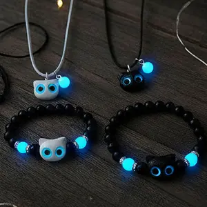 4PCS Glow-in-the-Dark Cat Beaded Bracelets & Necklace - Vintage Cute Elastic Black Beads with Cat Charms, Adjustable Couple/Friendship Jewelry, Perfect for Christmas & Valentine's Day Gifts