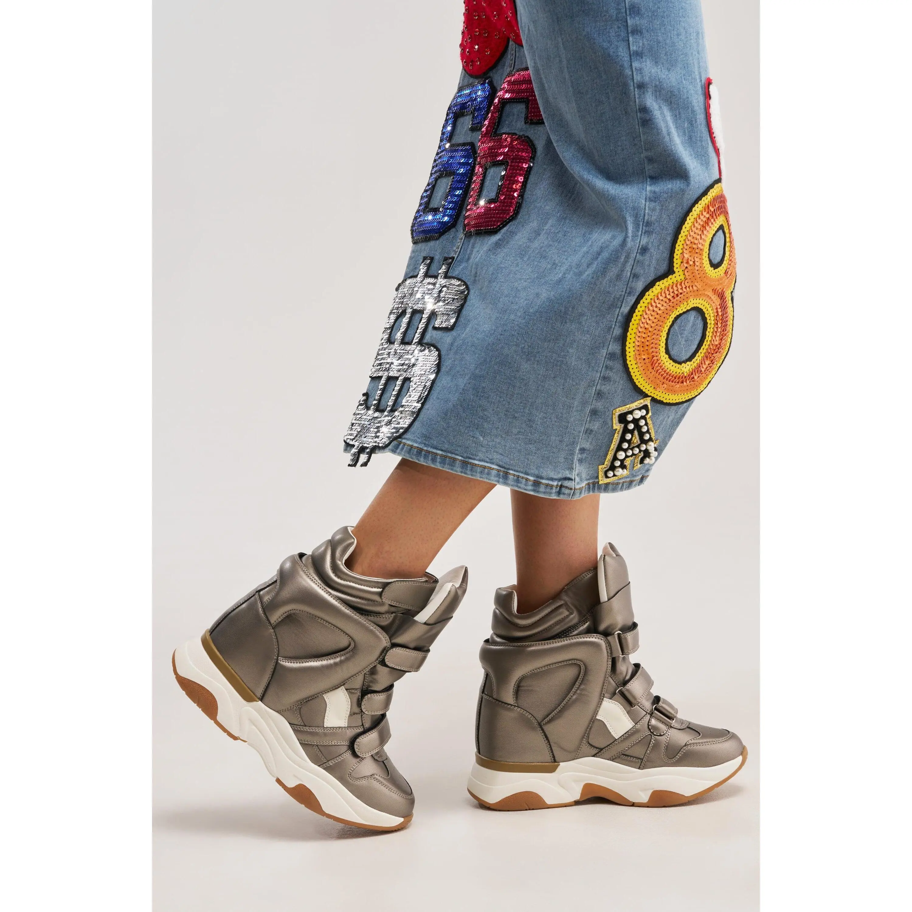 AZALEA WANG MARANTO PEWTER WEDGE SNEAKER AZALEA WANG MARANTO PEWTER WEDGE SNEAKER