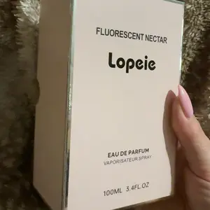 Product Review of Lopeie Fluorescent Nectar Women's Perfume - 100ml Eau de Parfum with Jasmine & Gardenia Top Notes Tuberose & Honeysuckle Middle Notes from a**4