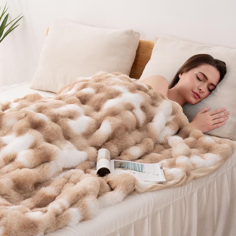 【Valentine's Day Gifts】ORHOPUI Weighted Faux Rabbit Fur Queen Blanket for Bed, Thick & Warm Bed Blankets for Winter, Soft Cozy Fluffy Decorative Blankets for Living Room, Bedroom, Heavy Furry Luxury Christmas Blanket Gifts for Sofa