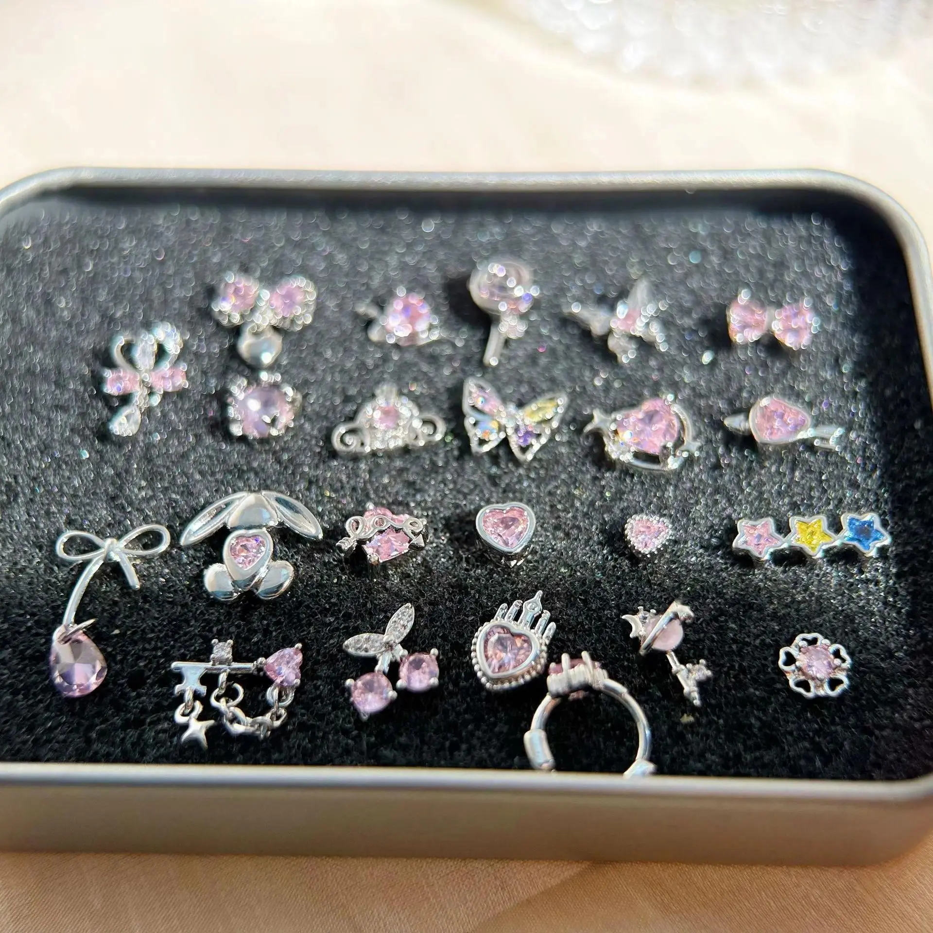 Whimsical Heart Cartilage Earring with Pink Bow, 316L Stainless Steel Single Stud for Women, Metallic Bling Jewelry for Casual Wear, Whimsical Earrings, Cute, Costume Jewelry Accessory, Bling Aesthetic, Fashion, Ear Bone, Copper, Cartilage Fit, Pink Bow E