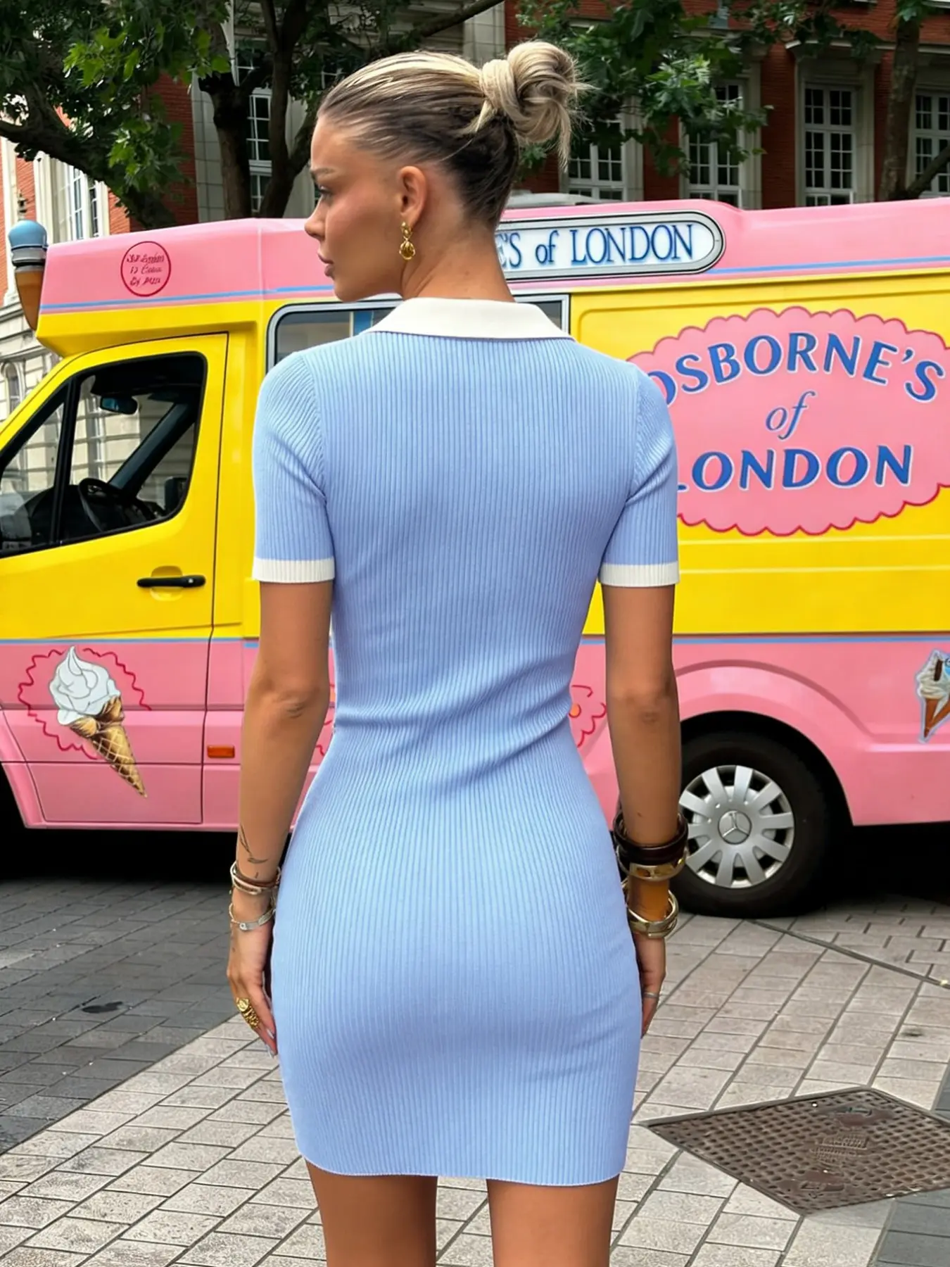 Women's Contrast Collar Ribbed Polo Dress, Old Money Short Sleeve Sweater Dress for Summer, Elegant Women's Knit Clothing for Casual Wear