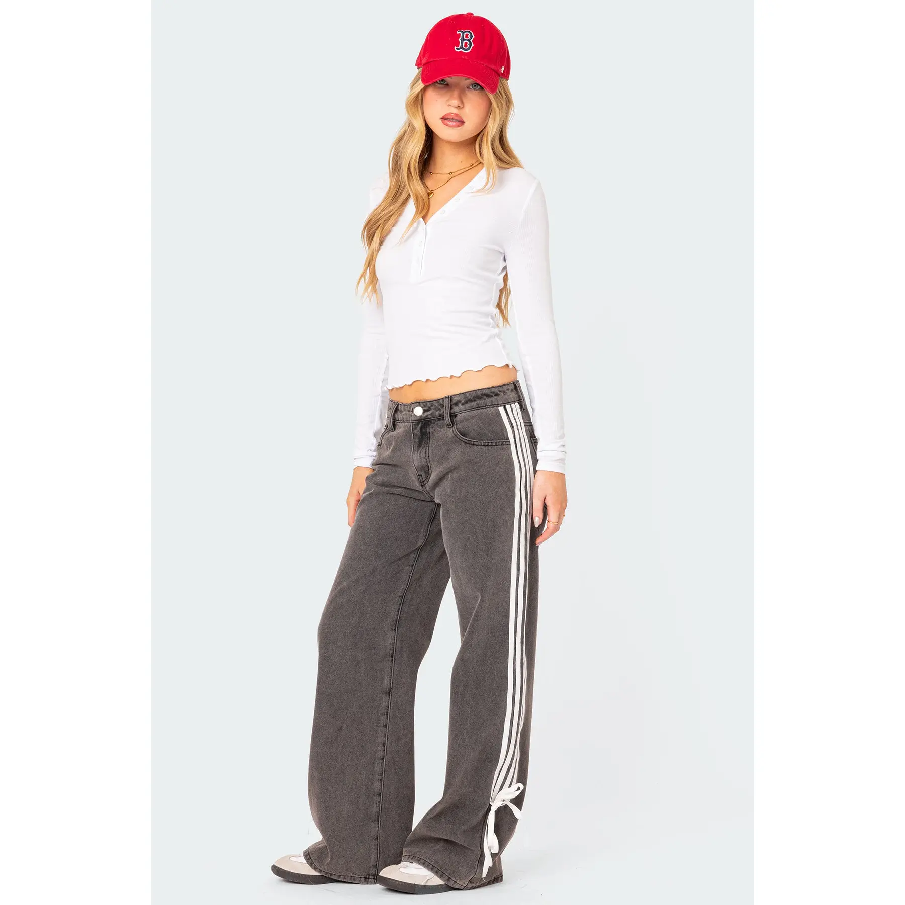 Ribbon Washed Low Rise Baggy Jeans Ribbon Washed Low Rise Baggy Jeans