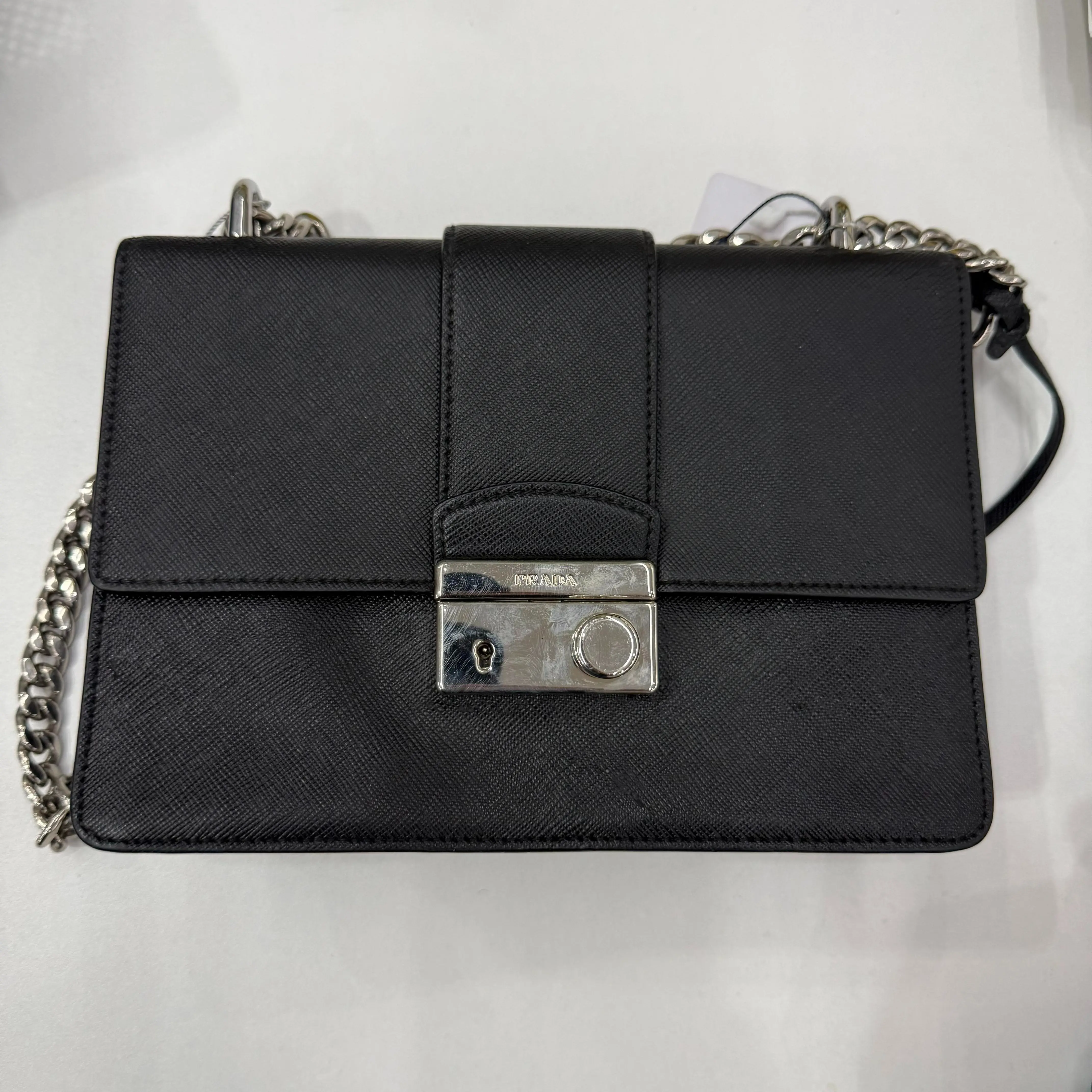 Pre-owned PRADA Pre‑owned｜100% Authentic Prada, Black Saffiano Cross‑Grain Leather, Silver Hardware Flap‑Over Chain Strap Shoulder Handbag