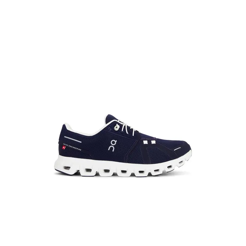 On Cloud 6 Sneaker in Midnight & White