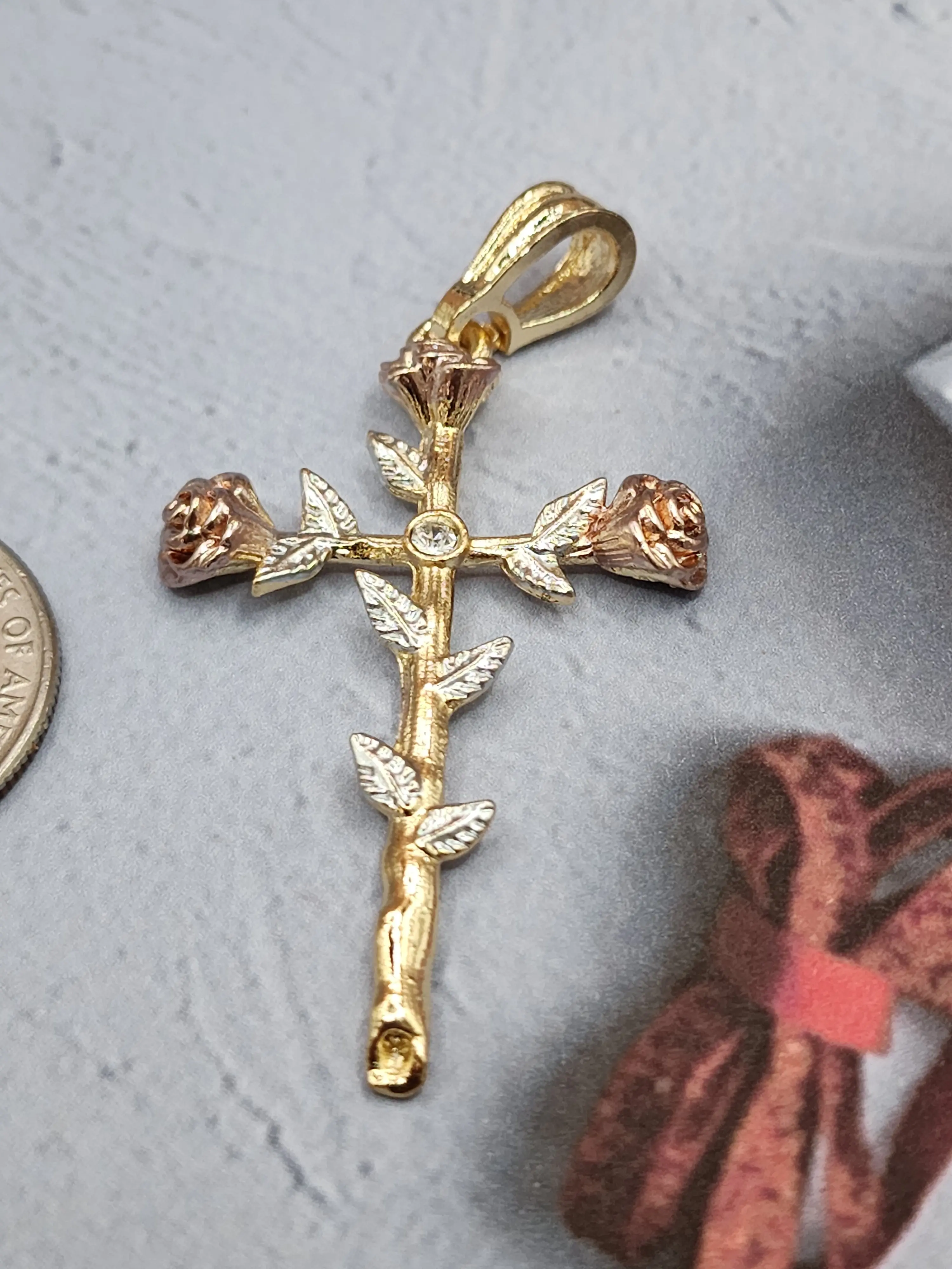 pendant cross with roses gold plated NO CHAIN pendant cross with roses gold plated NO CHAIN