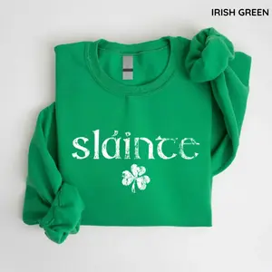 Retro Slainte Sweatshirt, Womens St Patricks Day Shirt, Lucky Cute Shamrock Sweatshirt, Irish Day, Unisex Top