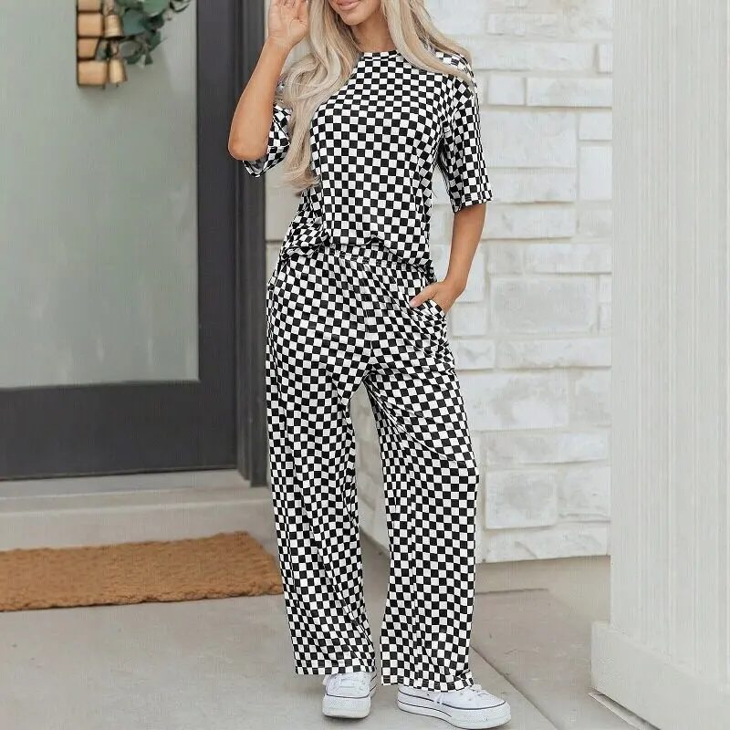 Hotapei Women's Checkered 2 Piece Outfits Short Sleeve Crew Neck T-Shirt Wide Leg Pants Lounge Sets Casual Loose Two Piece Sweatsuits Y2K Streetwear Summer Spring Matching Sets Tracksuits Pajamas Trendy Checkerboard Clothes Cute Activewear Outfits