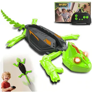Wall Climbing Gecko RC Toy Rechargeable Remote Control Lizard Toy with LED Eyes Dual Mode Floor & Wall Driving Christmas New Year Birthday Gift Fun and Novelty Toys for Boys Girls