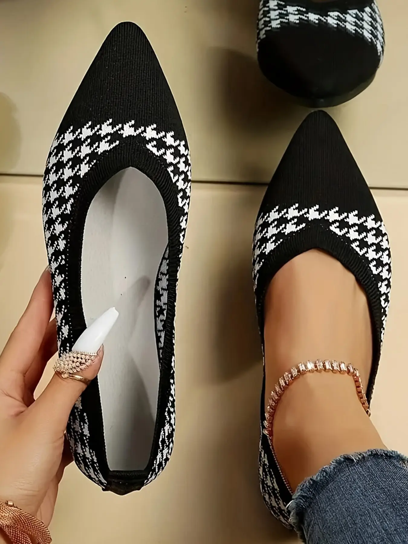 Women's Houndstooth Pattern Slip on Flats, Lightweight Knitted Fashion Shoes, Casual Flat Pointed Toe Shoes for Daily Wear Footwear