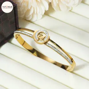 Gilded Swan Dream Bracelet