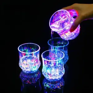 [summervibes]Set of 2/4 LED Light Up Glowing Cups, Liquid Activated Luminus Drinking Tumblers, 7 oz Automatic Water Activated Wine Champagne Glasses with Flashing Light, Fun Adult Party Favors for Bar, Disco, Wedding & Christmas​