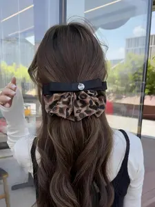1pcs Korean Style Ribbon Bow Leopard Print Skirt Hair Clip, Fan Shape Pleated 3D Butterfly Spring Clip Ponytail Holder