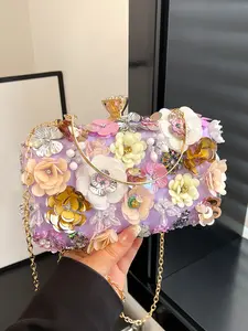 Dreamy purple three-dimensional flower fashion dinner bag, Elegant bag, decorated with three-dimensional flower crystal pendant, shoulder crossbody bag with chain, retro gold lock romantic handbag, suitable for dance, date, etc.