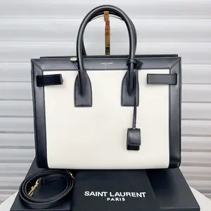 Pre-owned Yves Saint Laurent Leather Shoulder Bags YSL 7.8'' R3679 Shoulder Bag C19485240459 0410 T5 Betsy