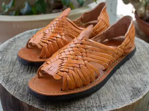 MENS LEATHER HUARACHES Mexican Sandals with tire sole print *all sizes