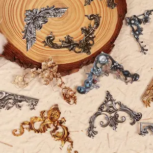 24pieces Vintage Baroque Edging DIY Self-adhesive Scrapbook, Floral Pattern Sticker, Perfect for Scrapbooking Supplies,Junk Journal Kits,Crafts,Watercolor Art, Holiday Decorations,Gift Decoration,Handmade Crafts