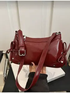 New Retro Fashion Women's Shoulder Bag Zipper Closure Compact Lightweight for Female Students Office Workers Commuter Casual Daily Use Autumn Winter Casual Crossbody Bags