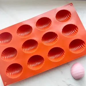 STRIPED EASTER EGG MOLD