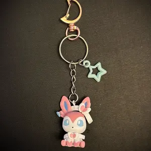 Chibi Silveon Keychain with Added Clip, Character Design, Keyring Attachment, Pink and White Color Scheme