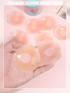 4Pcs Silicone Nipple Covers, Round & Floral Combo, Skin-Friendly Breathable Anti-Peek, Reusable, Waterproof, With Storage Case, For Wedding Dresses, Swimwear & Camisoles, Invisible