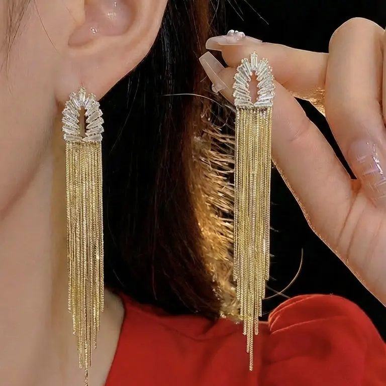 Soco S925 Silver Needle Earrings, Light Luxury Temperament, DDES0004 Fashionable Long Zircon Tassel Earrings, Unique, Versatile, Elegant, High-End For Women