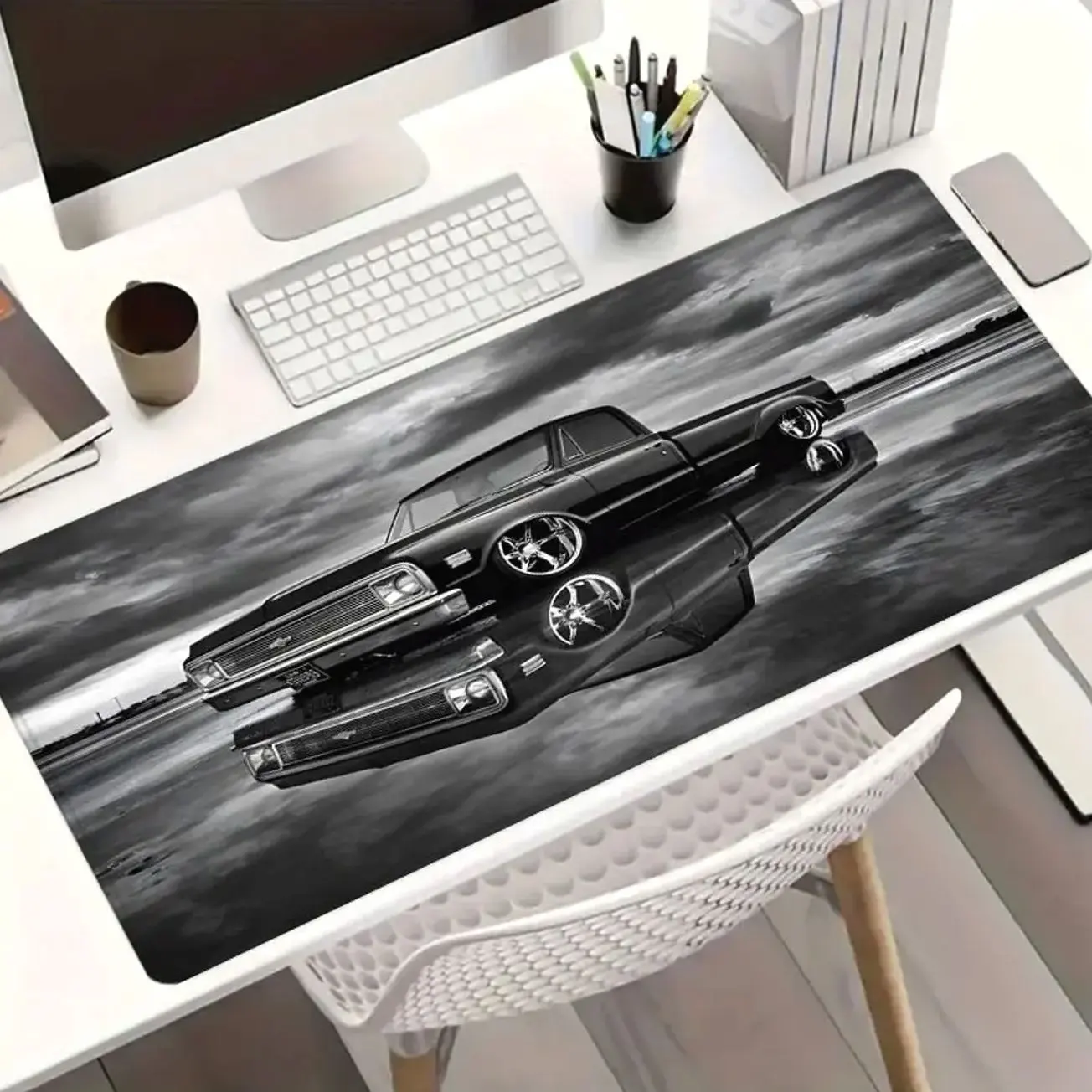 1pc Black White Classic Car Art Large Gaming Mouse Pad, Vintage Lowrider Extended Desk Mat, Non-Slip Stitched Edge Computer Mat, Rubber Base Keyboard Pad for Home Office & Gamer, Durable Spill-Resistant Ideal Gift, Office Desk Accessories